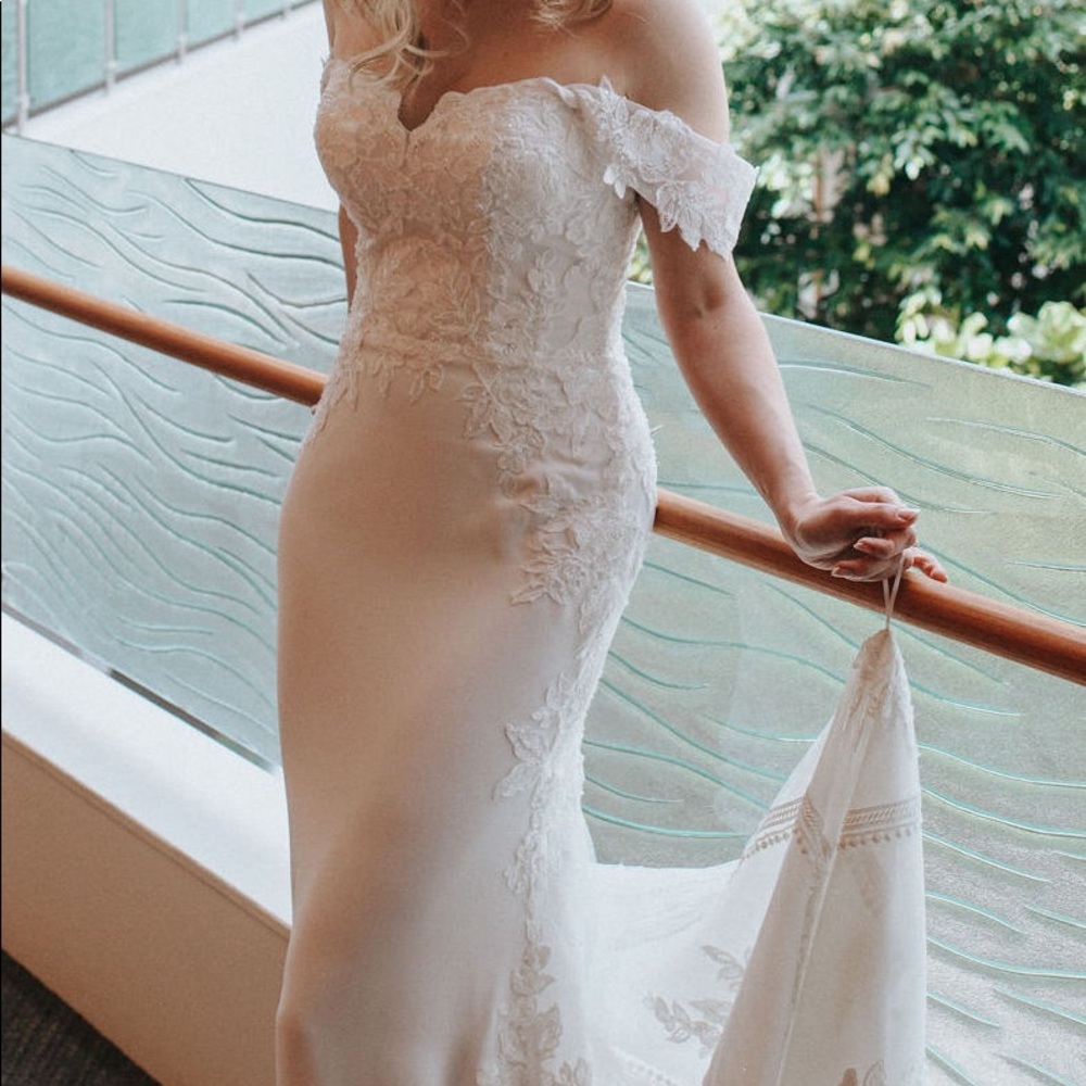 Lili Bridals Wedding Gown